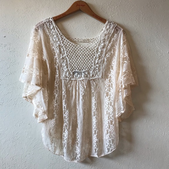 Tulla Bella Tops - 🌿3/$25🌿 Tulla Bella lace  Blouse
